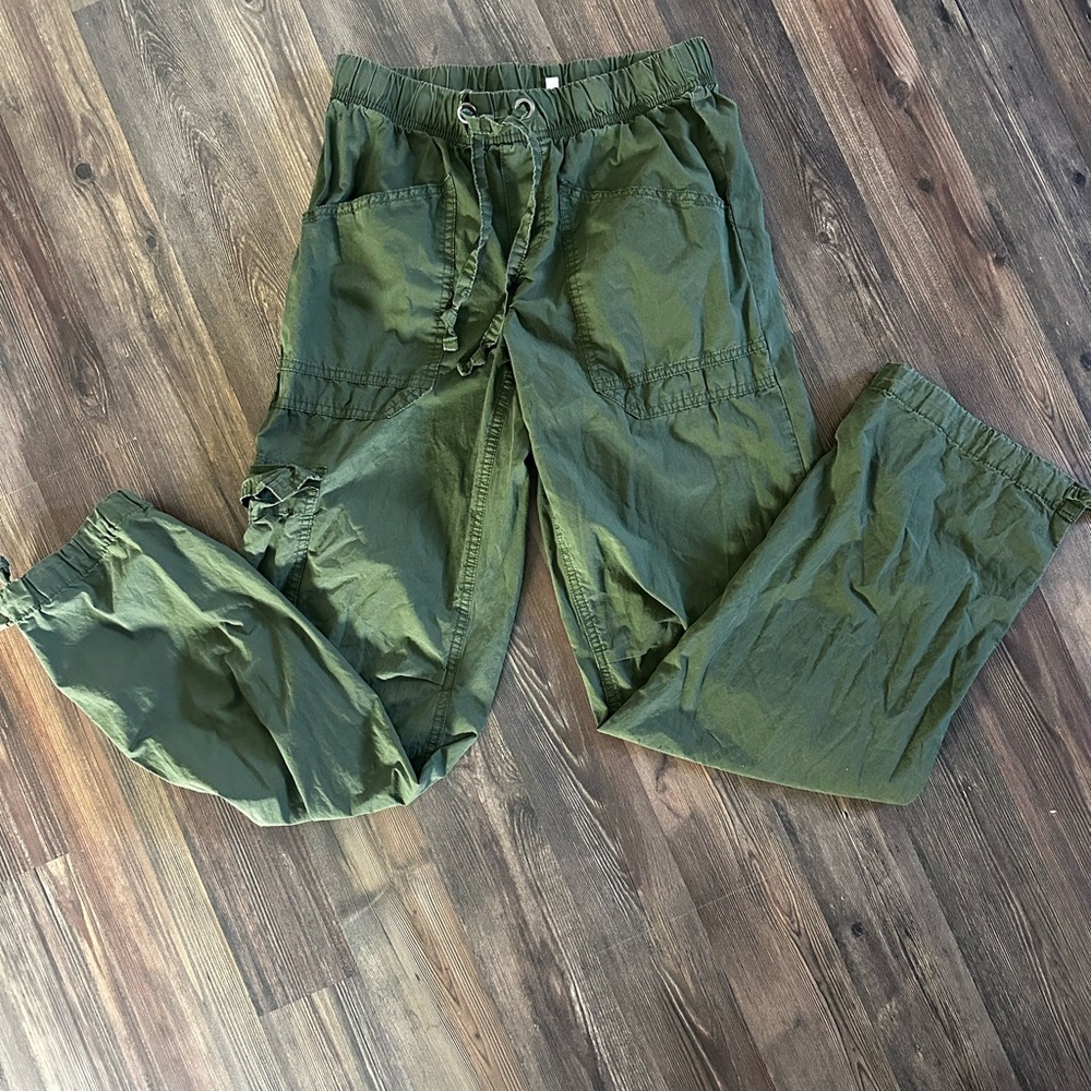 Aerie Dark Green Relaxed Cargo Pants